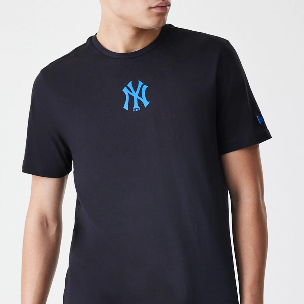 New York Yankees MLB Logo Black T-Shirt-clouthin