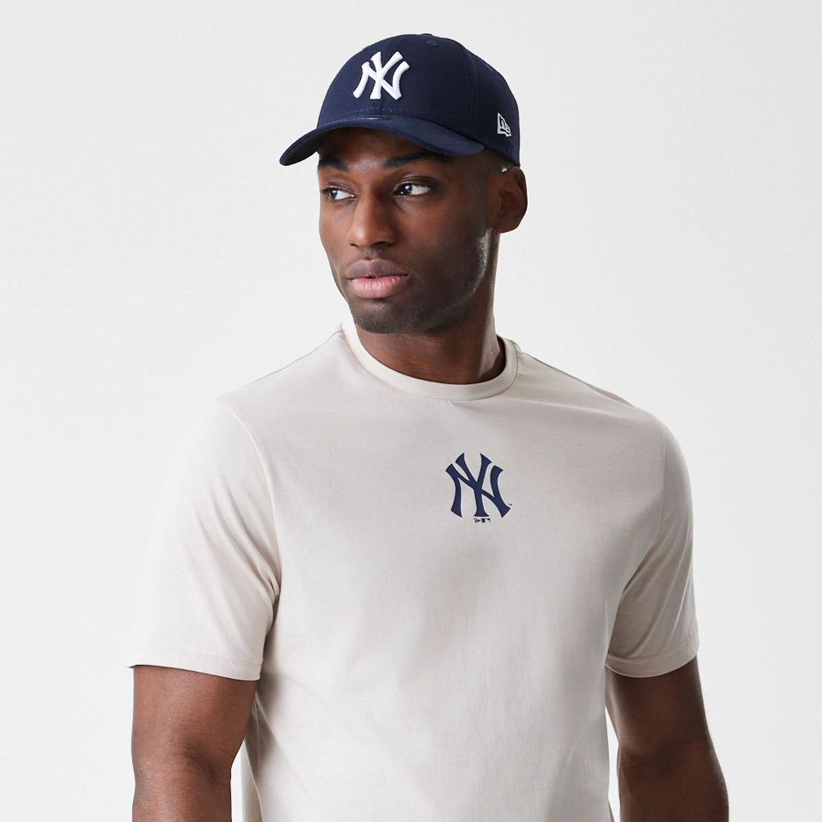 New York Yankees MLB Logo Cream T-Shirt-clouthin