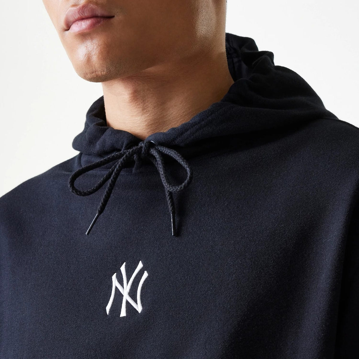 New York Yankees MLB League Essential Midi French Terry Black Oversized Pullover Hoodie-clouthin