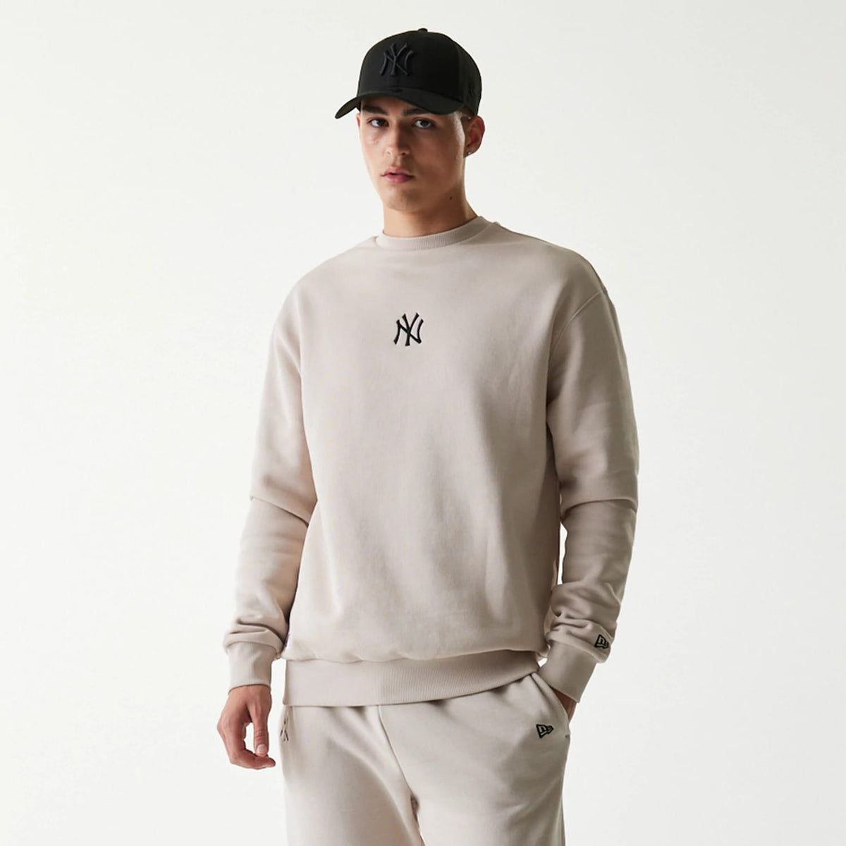 New York Yankees MLB League Essential Midi Cream Oversized Crew Neck Sweater-clouthin