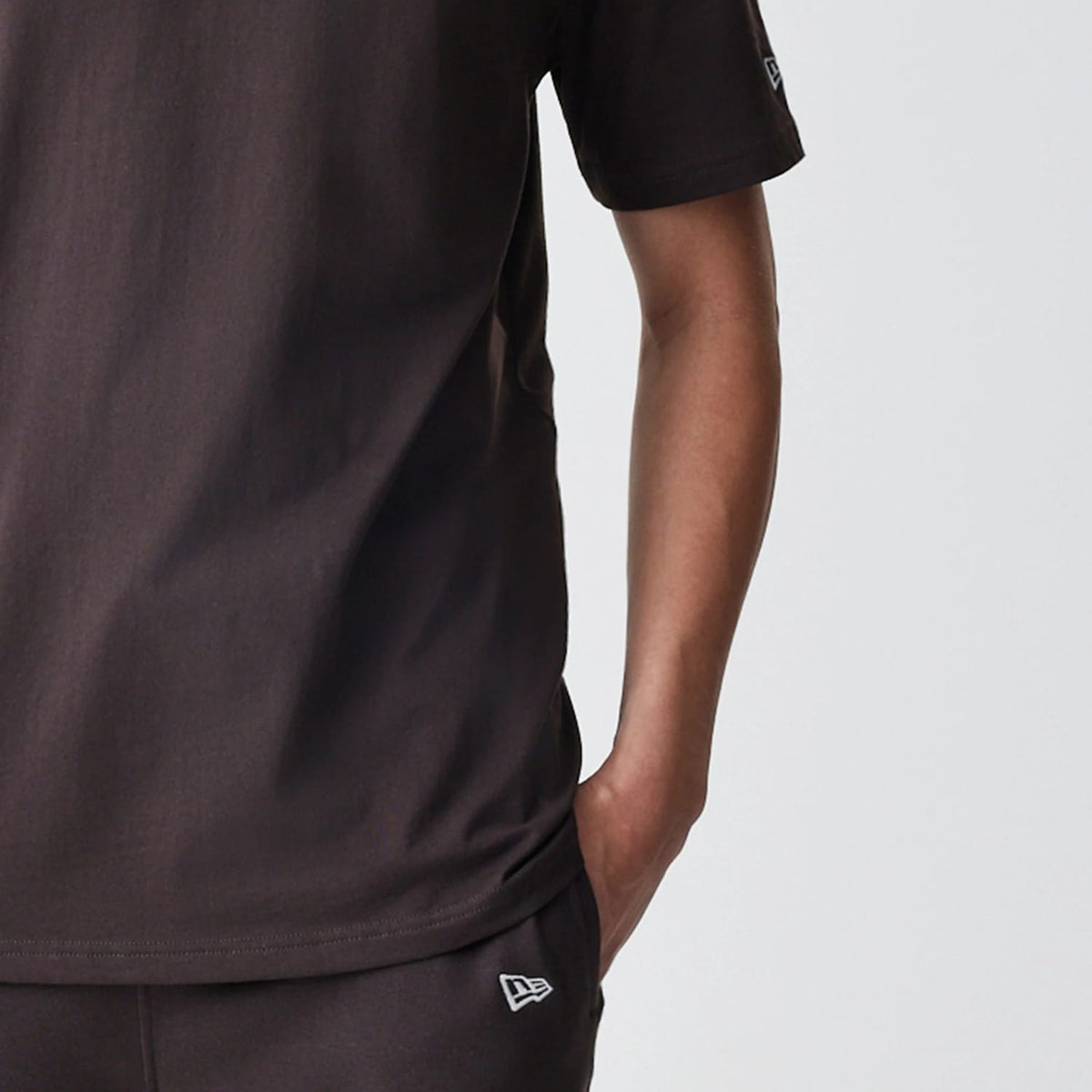 New York Yankees MLB Midi League Essential Dark Brown Oversized T-Shirt-clouthin