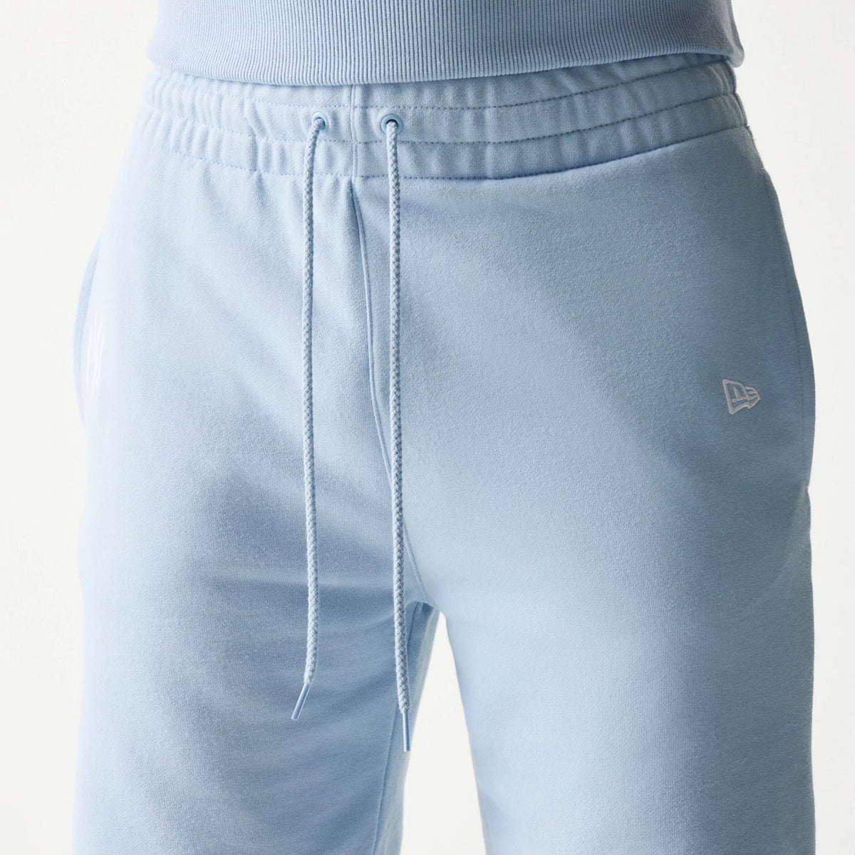 New York Yankees MLB League Essential Midi Pastel Blue Shorts-clouthin