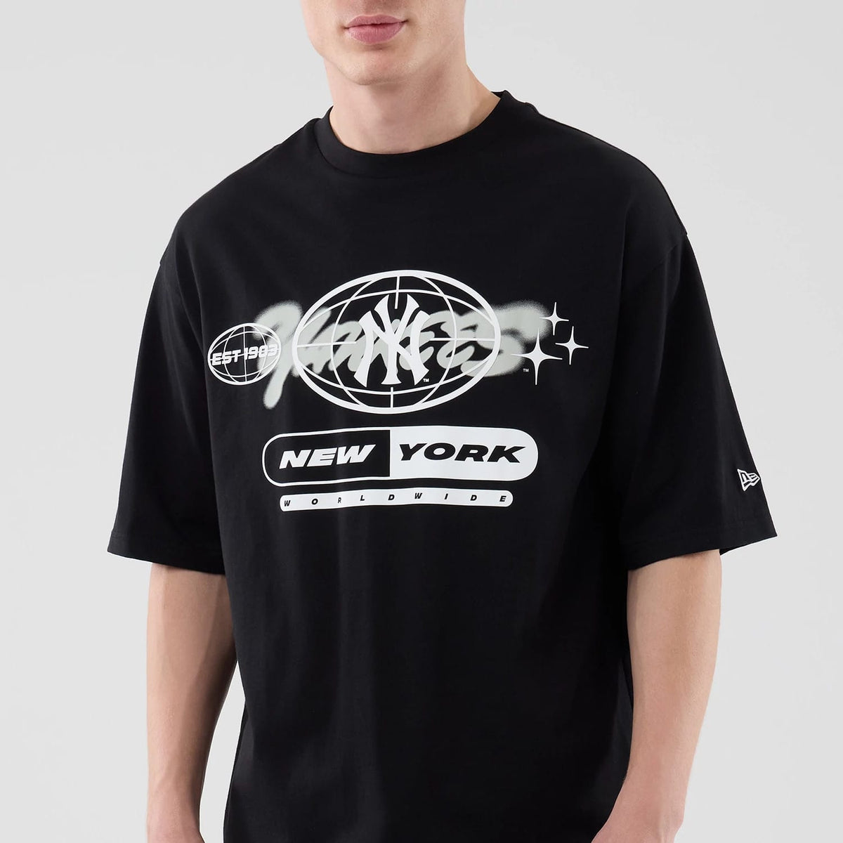 New York Yankees MLB Logo Graphic Black Oversized T-Shirt-clouthin