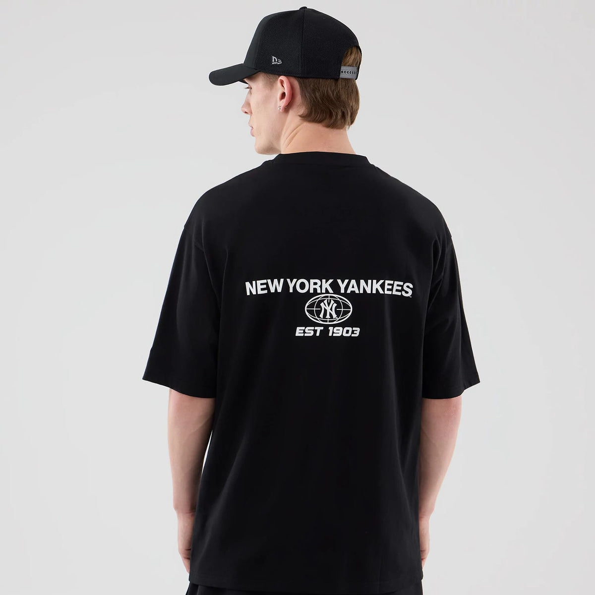 New York Yankees MLB Logo Graphic Black Oversized T-Shirt-clouthin