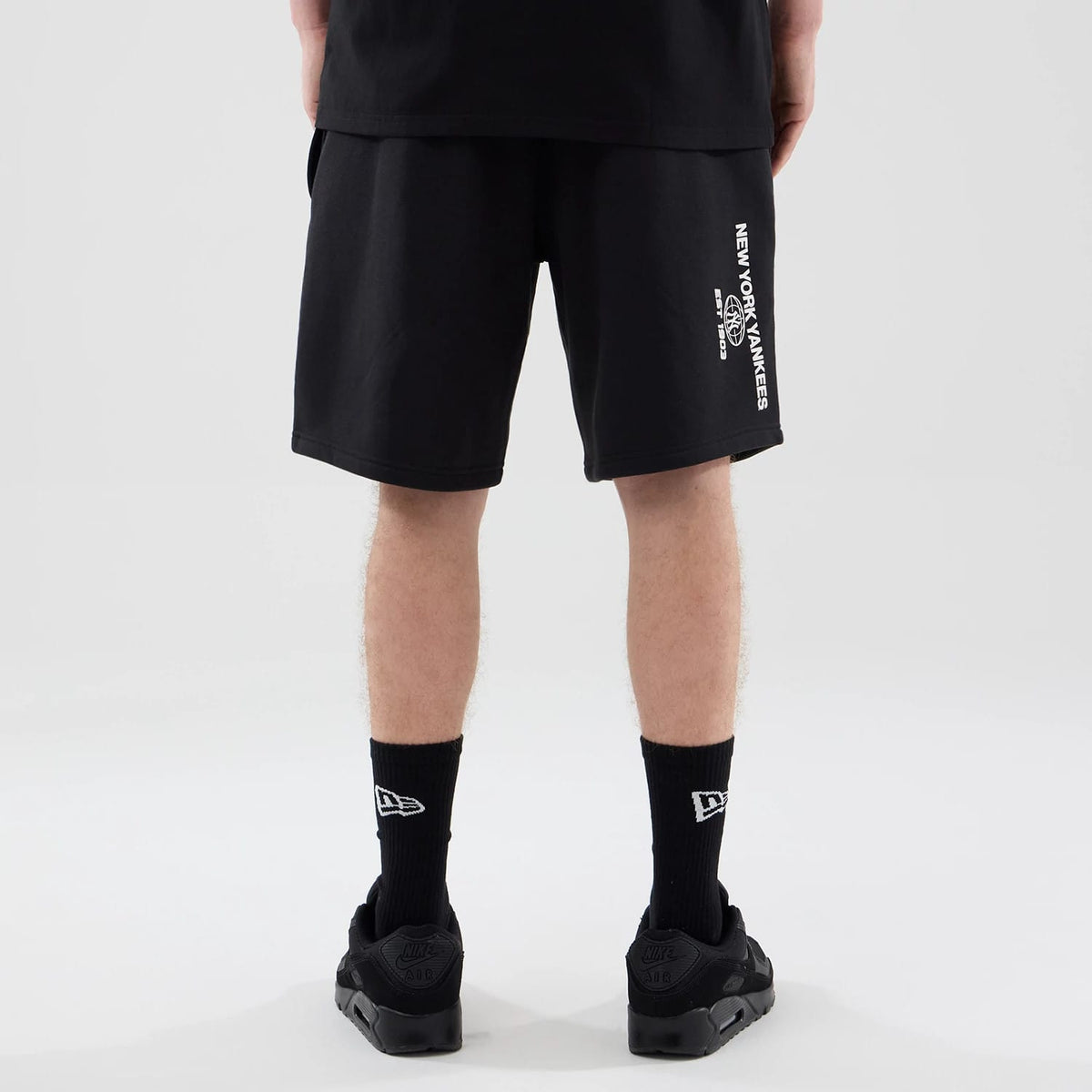 New York Yankees MLB Logo Graphic Black Oversized Shorts-clouthin