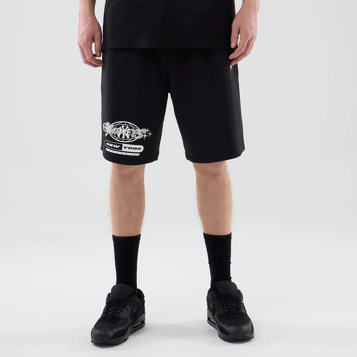 New York Yankees MLB Logo Graphic Black Oversized Shorts-clouthin