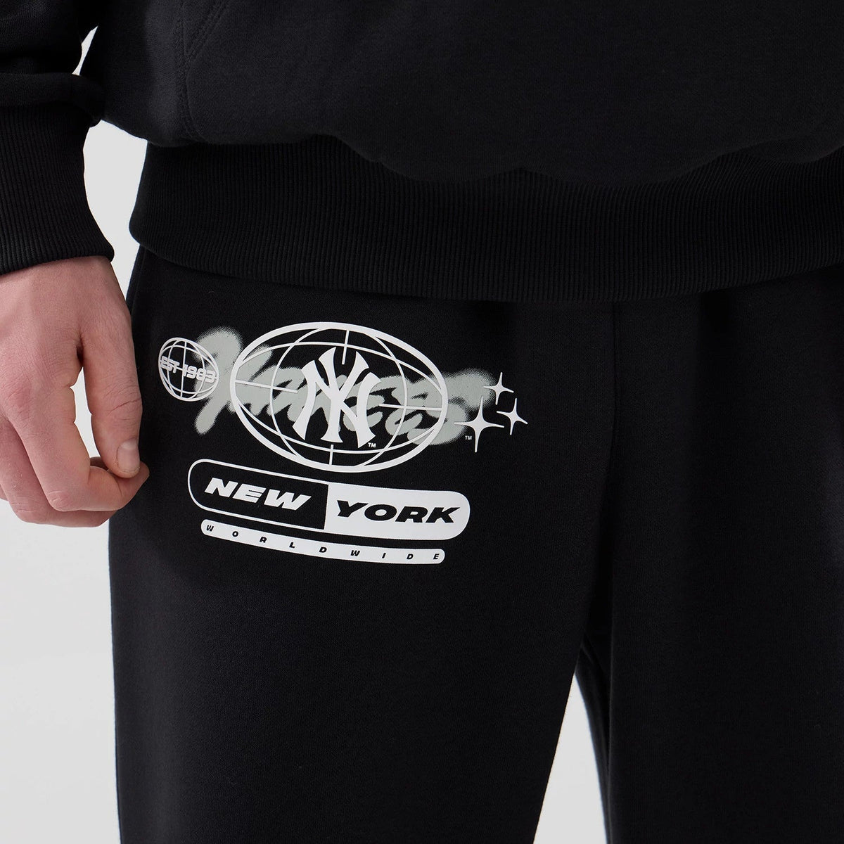 New York Yankees MLB Logo Graphic Black Straight Leg Joggers-clouthin