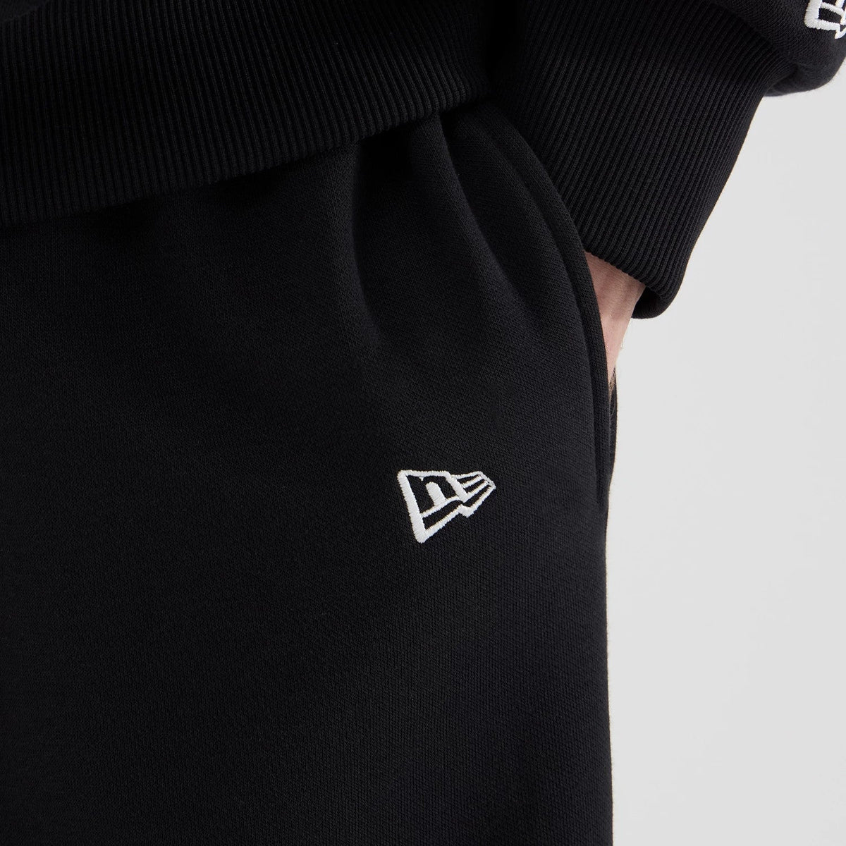 New York Yankees MLB Logo Graphic Black Straight Leg Joggers-clouthin
