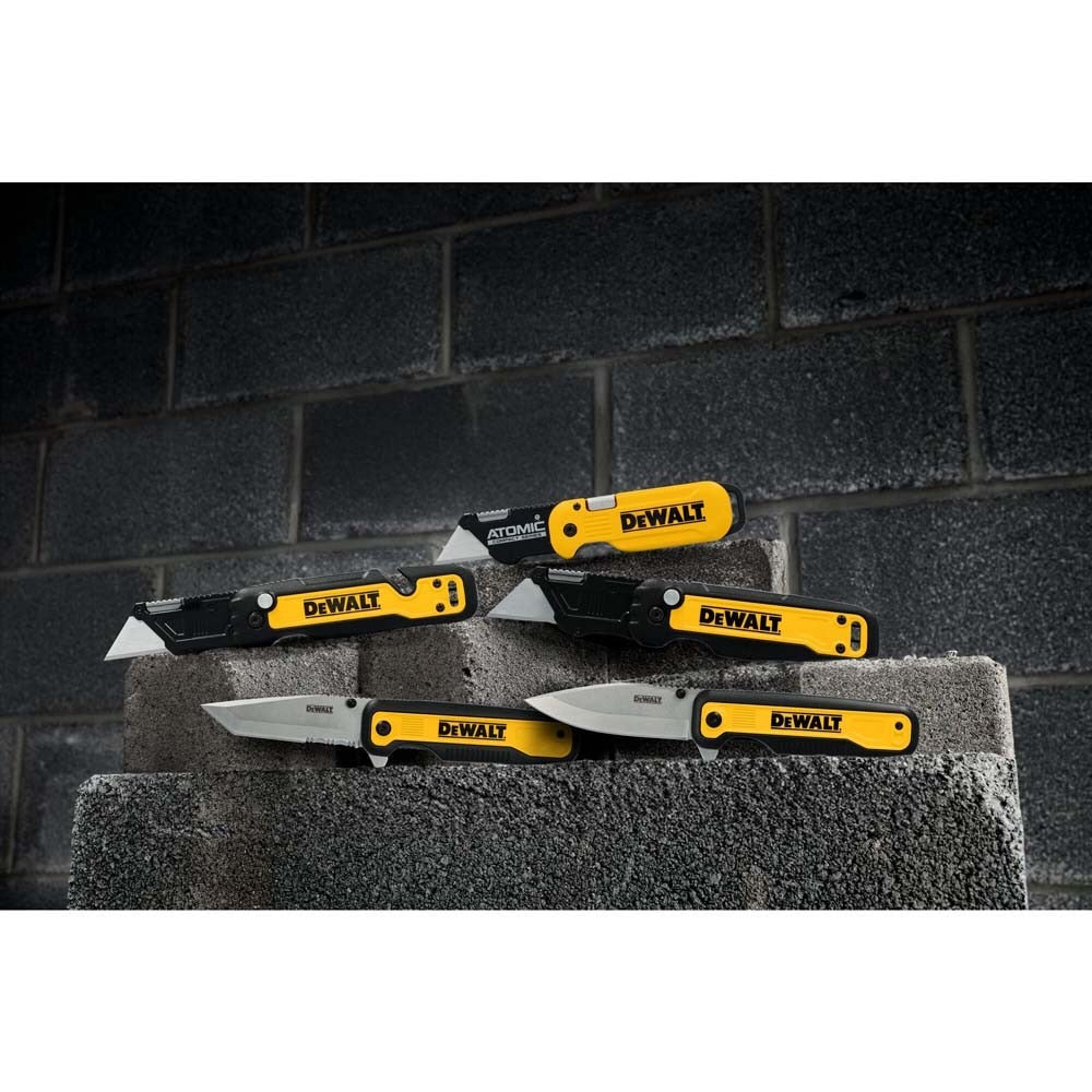 DeWalt DWHT10992 Push and Flip Folding Utility Knife with Storage