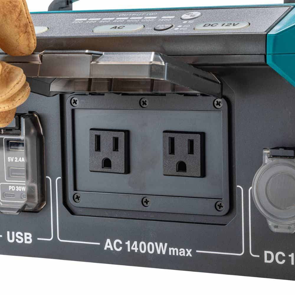Makita BAC01 40V max ConnectX™ Portable Power Station