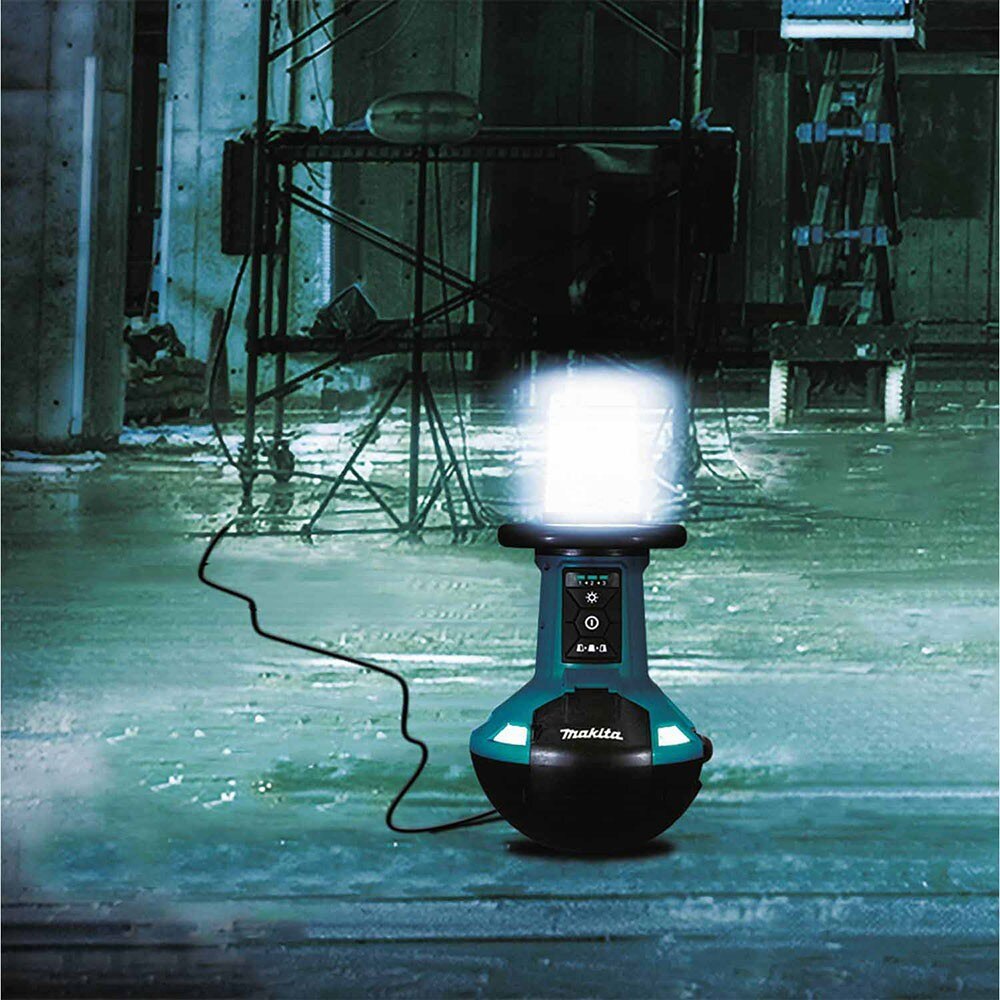 Makita DML810 Makita 18V X2 LXT® Lithium‑Ion Cordless Upright L.E.D. Area Light, Light Only