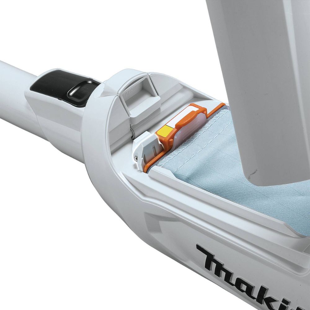 Makita GLC02R1 40V max XGT Brushless Cordless 4-Speed Compact Stick Vacuum Kit, w/ Dust Bag (2.0Ah)