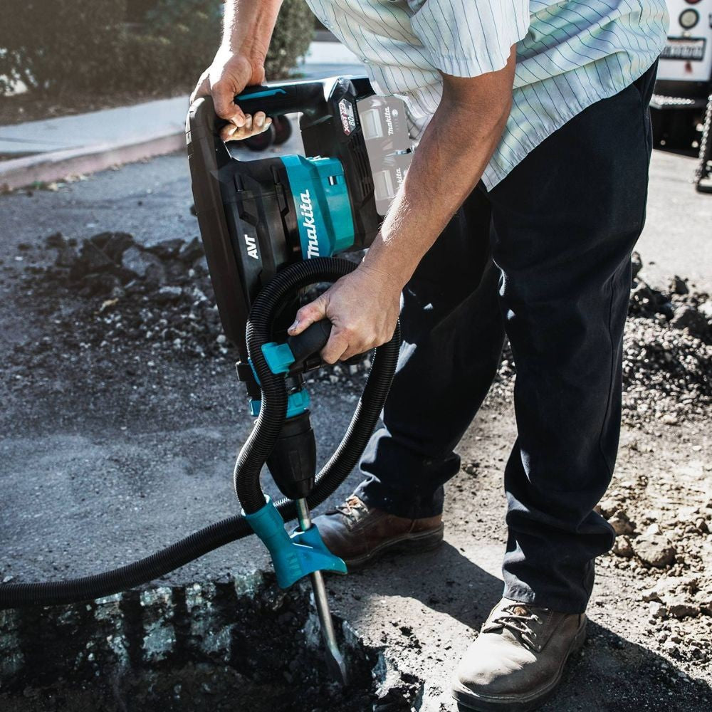 Makita GMH02Z 80V max (40V max X2) XGT Brushless 28 lb. AVT Demolition Hammer, accepts SDS-MAX bits, AWS Capable (Tool Only)
