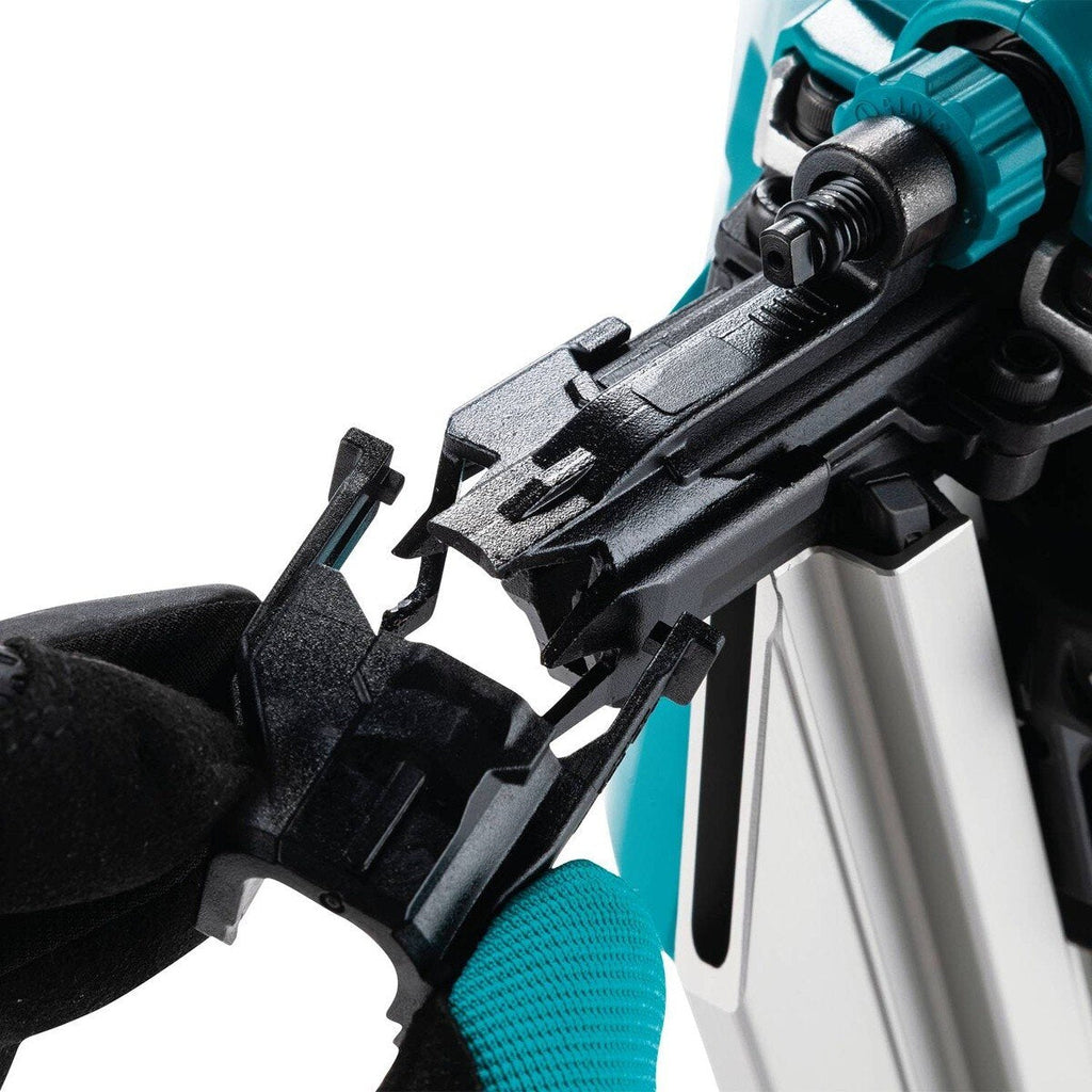 Makita GNB01Z 40V Max XGT Brushless Cordless 30 Degree Clipped Head 3-1/2" Framing Nailer Tool Only