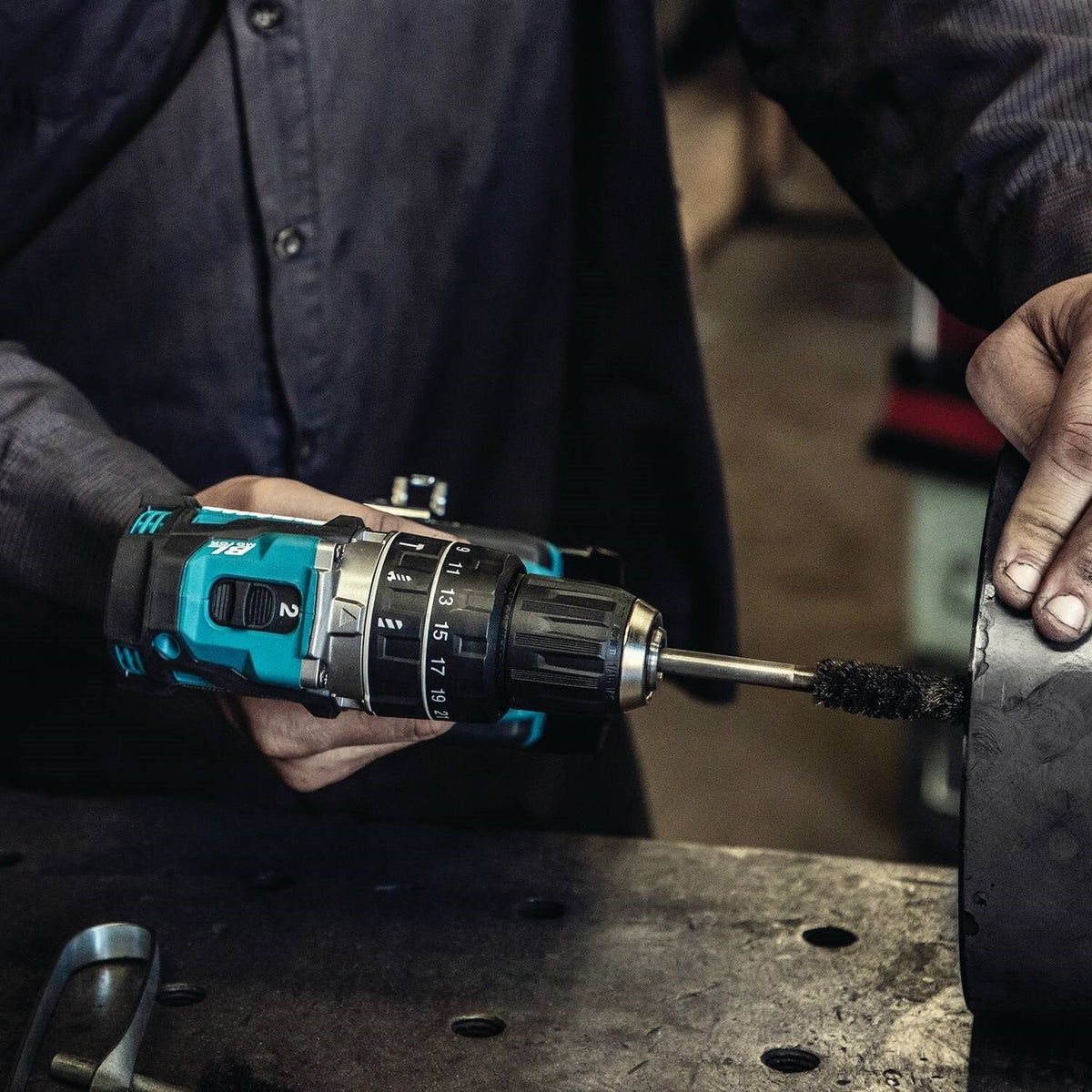 Makita GPH02D 40V max XGT® Compact 1/2" Hammer Driver-Drill Kit (2.5Ah)