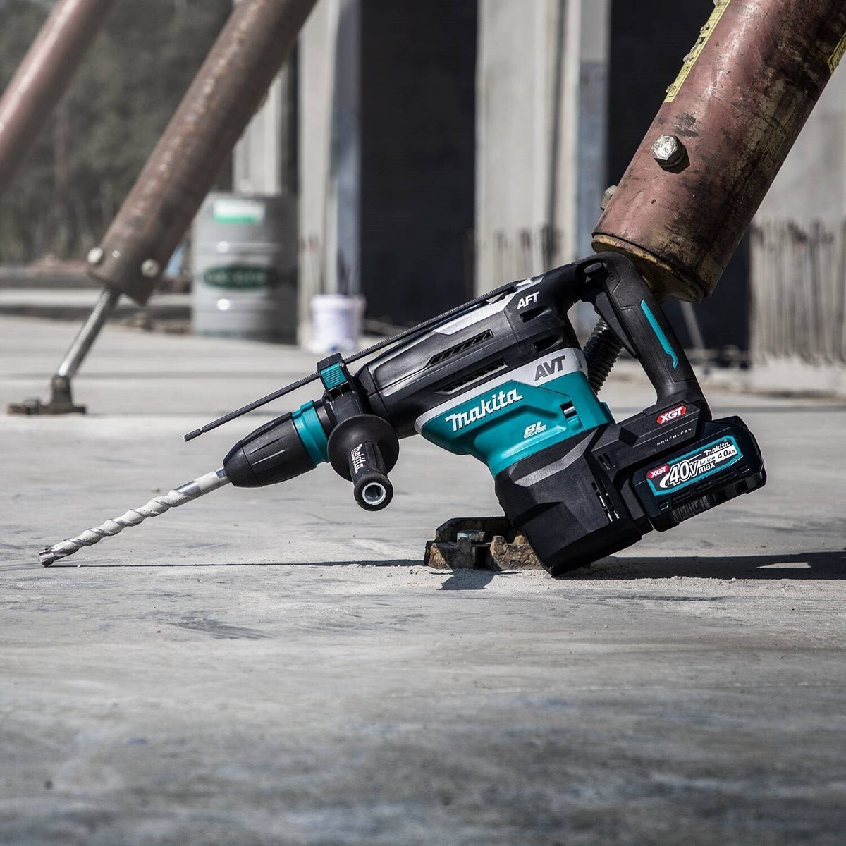 Makita GRH05M1 40V max XGT® 1-9/16" AVT® Rotary Hammer Kit