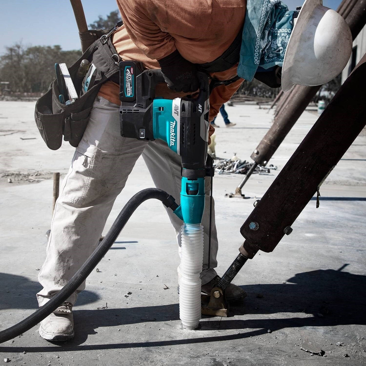 Makita GRH05M1 40V max XGT® 1-9/16" AVT® Rotary Hammer Kit