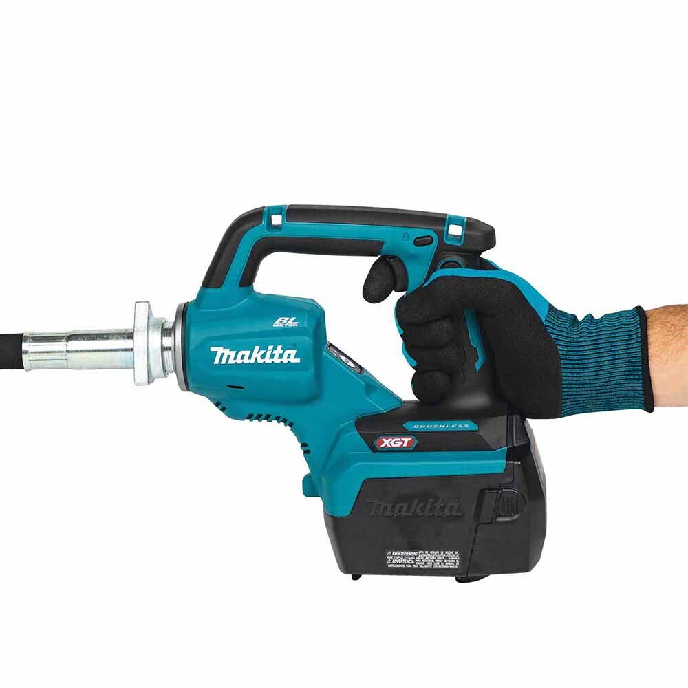 Makita GRV01M1 40V max XGT Brushless Cordless 5-1/2' Concrete Vibrator Kit (4.0 Ah)