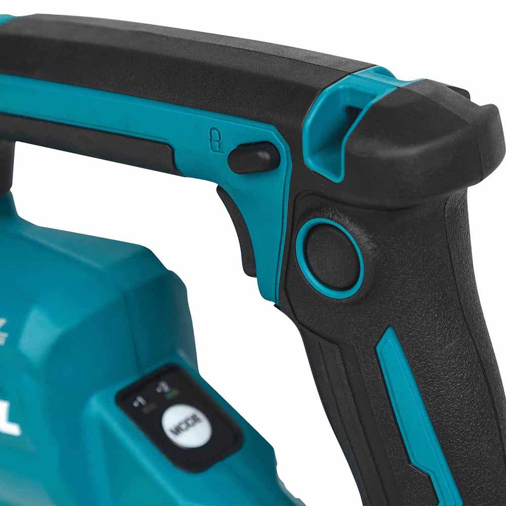 Makita GRV01Z 40V max XGT Brushless Cordless 5-1/2' Concrete Vibrator, Tool Only