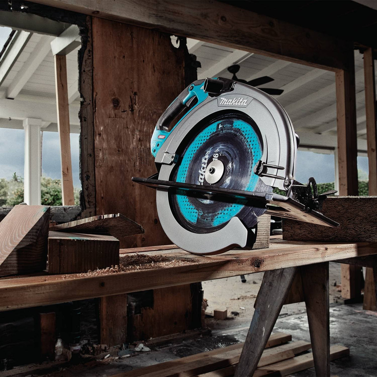 Makita GSH06Z 40V max XGT Brushless Cordless 16-5/16" Circular Saw Tool Only–High-Capacity Cordless