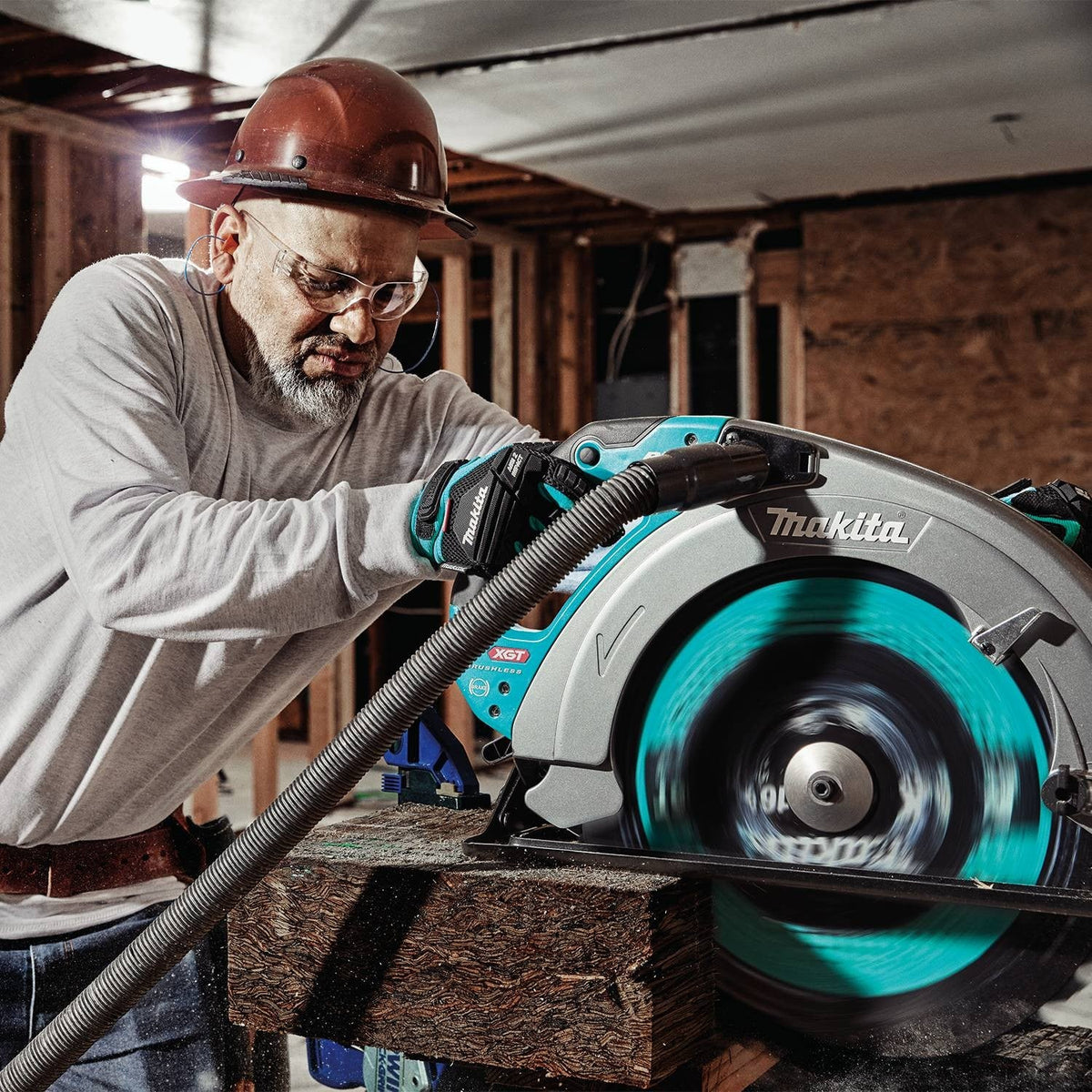Makita GSH06Z 40V max XGT Brushless Cordless 16-5/16" Circular Saw Tool Only–High-Capacity Cordless