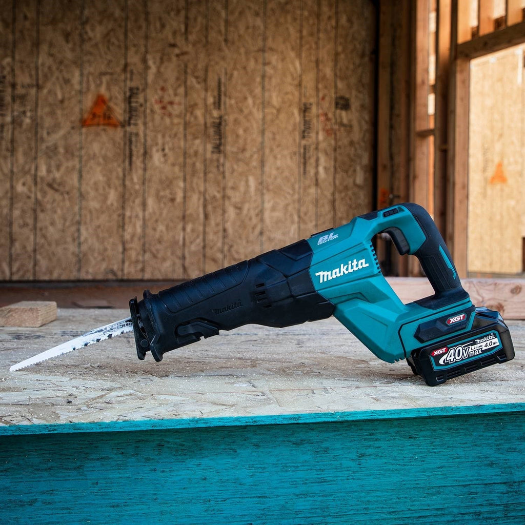 Makita GT401M1D1 40V max XGT® 4-Pc. Combo Kit (2.5Ah/4.0Ah)