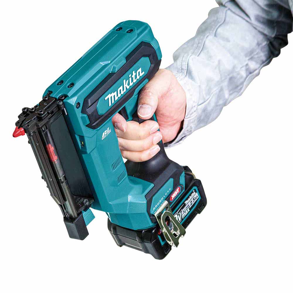 Makita GTP01D1 40V max XGT Brushless Cordless Pin Nailer Kit, 23 Ga. (2.5Ah)