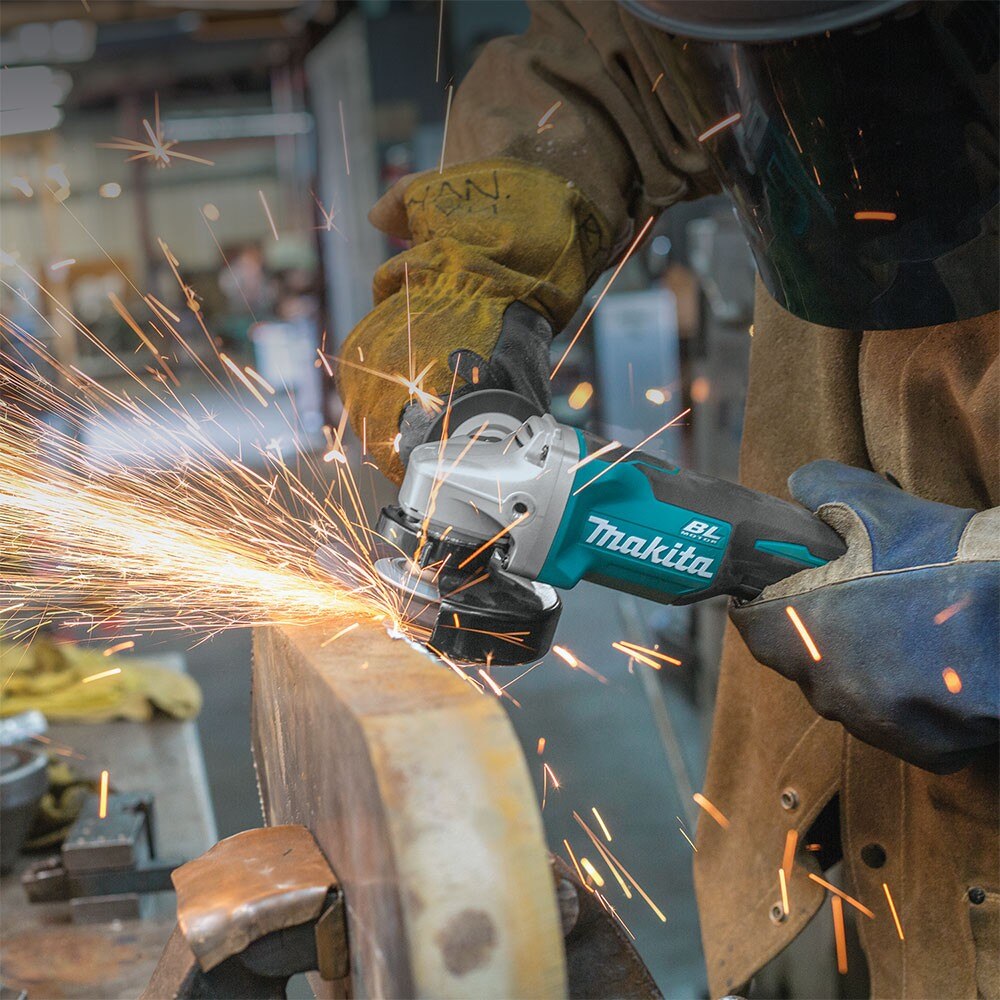 Makita XAG11Z 18V LXT 4-1/2” / 5" Cut-Off/Angle Grinder (Tool Only)