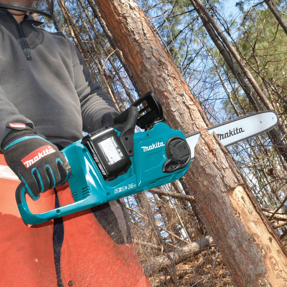 Makita XCU04PT1 18V X2 (36V) LXT 16" Chain Saw Kit with 4 Batteries (5.0Ah)